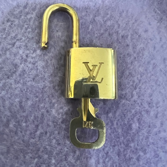 # 321 RARE Louis Vuitton Lock and Key - Picture 3 of 3